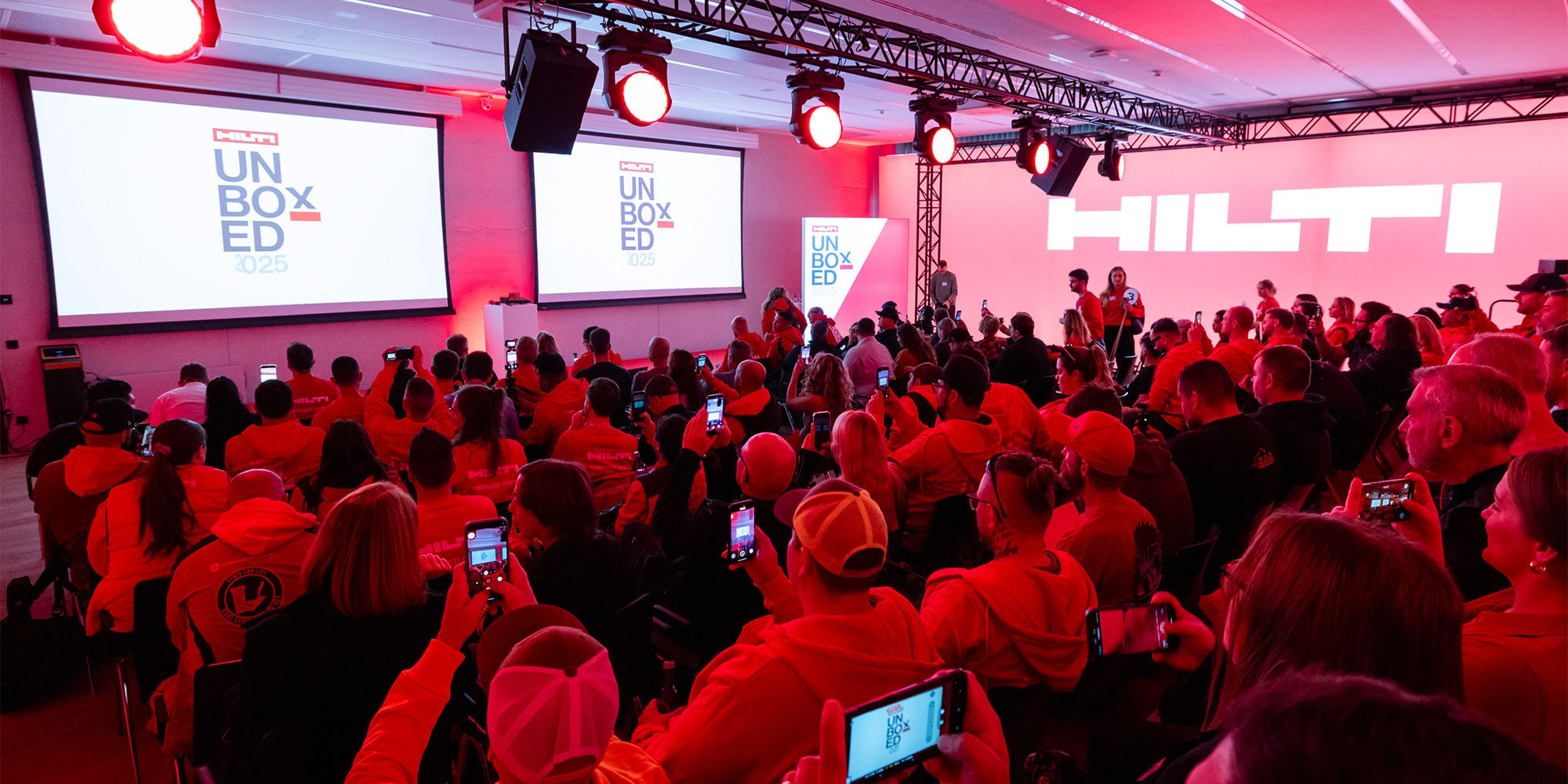 Please enter Alternative Text here (optional)