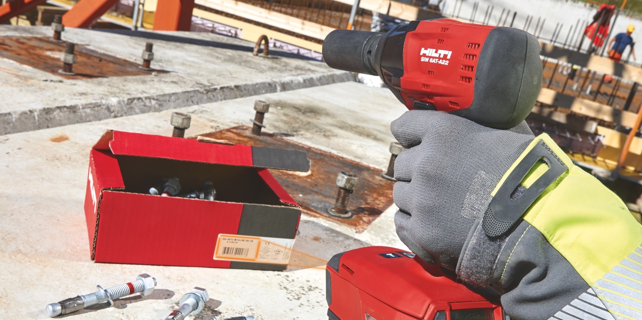 Jobsite Manager keeping track of operations using a mix of digital and physical information