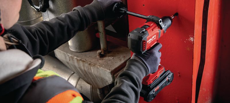 Perno roscado S-BT-MR HL (aluminio) Perno roscado atornillable (acero secundario inoxidable, rosca métrica) para fijaciones multiuso en aluminio en entornos altamente corrosivos Aplicaciones 1