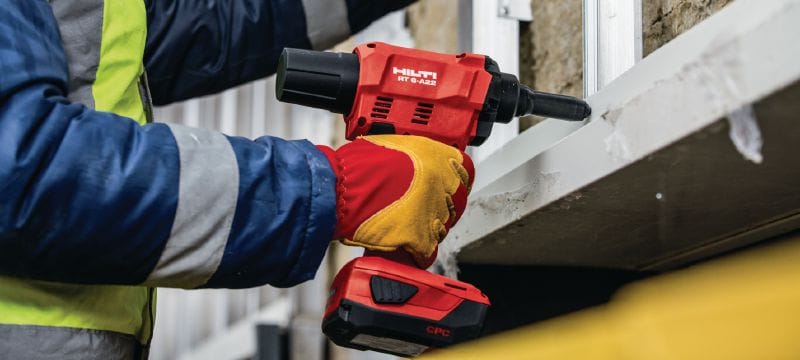 Remachadora a batería RT 6-A22 - Herramientas de especialidad a batería -  Hilti Mexico