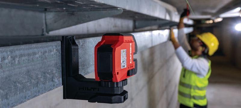 Láser de línea cruzada y plomada de alta precisión PM 20-CGE Láser combinado verde de alta precisión con 2 líneas y 4 puntos para fontanería, nivelado, alineaciones y cálculos de escuadras Aplicaciones 1