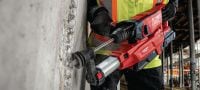 Sistema de aspiración de polvo TE DRS-5 Sistema de aspiradora para facilitar la recopilación del polvo al taladrar o cincelar con el martillo perforador a batería TE 5-22 Aplicaciones 3