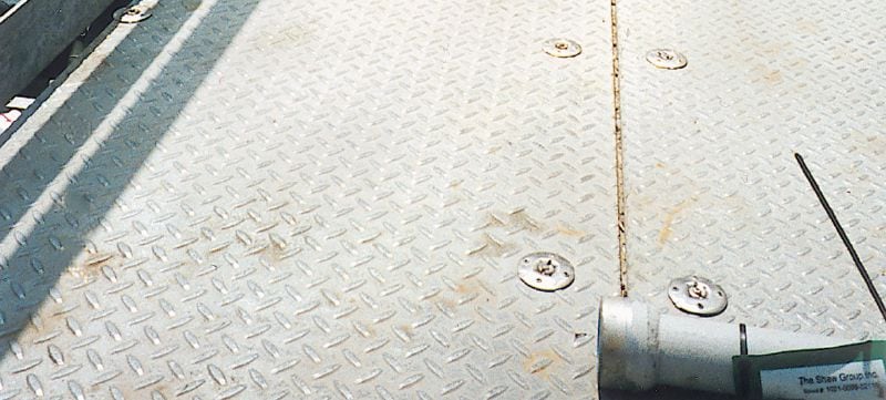 Fijador de placa tramex X-FCP-F (revestido) Espiga de rejilla para pernos roscados en entornos con nivel de corrosión medio Aplicaciones 1