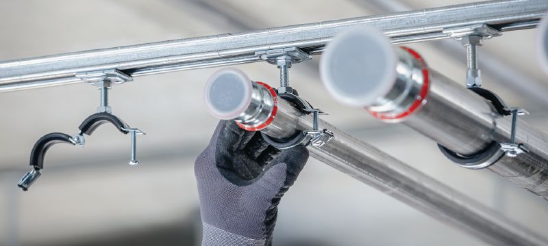 Abrazadera de tuberías de cierre rápido de carga ligera MP-L-I Abrazadera de tuberías zincada con aislamiento acústico y cierre rápido para una alta productividad en aplicaciones de carga ligera Aplicaciones 1